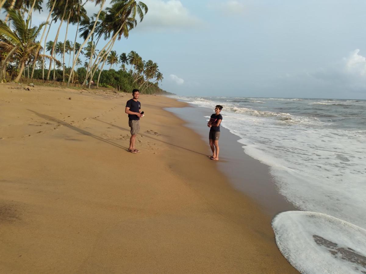 Suriya Ocean Villa Wadduwa Bagian luar foto